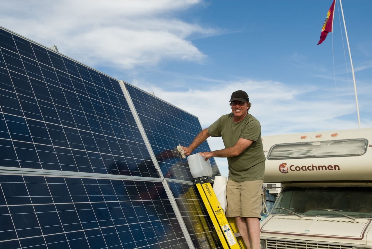 Soap-less-Brushes-and-Sponges-to-clean-your-solar-panels