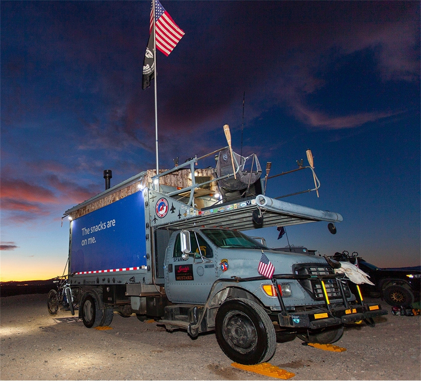 A Pilot’s Off-Grid Home On Wheels